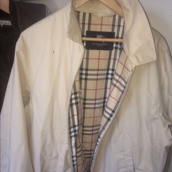 Burberry Coat - Picture 2 of 5
